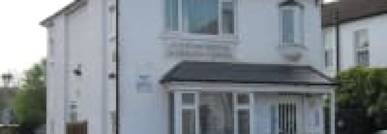 Lynwood Dental & Implant Centre