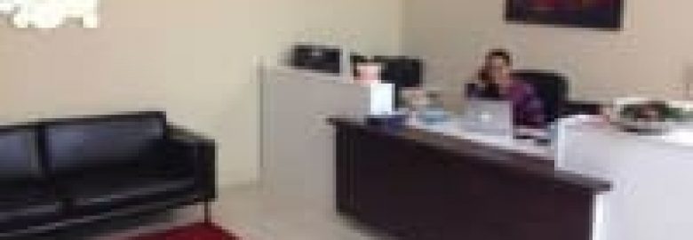The Dentist Implants Veneers Emergency Center