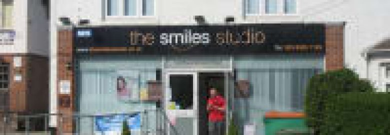 The Smiles Studio